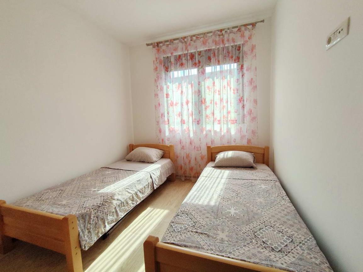 Apartment Adrialux Budva Exterior photo